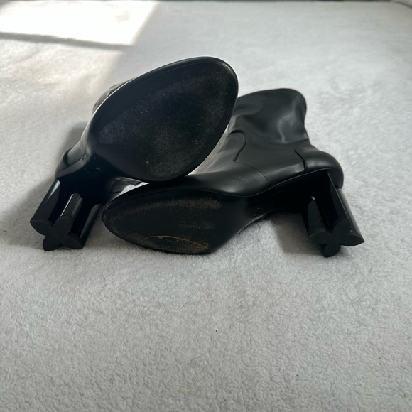 Louis Vuitton Silhouette Ankle Boot - Picture 6 of 7